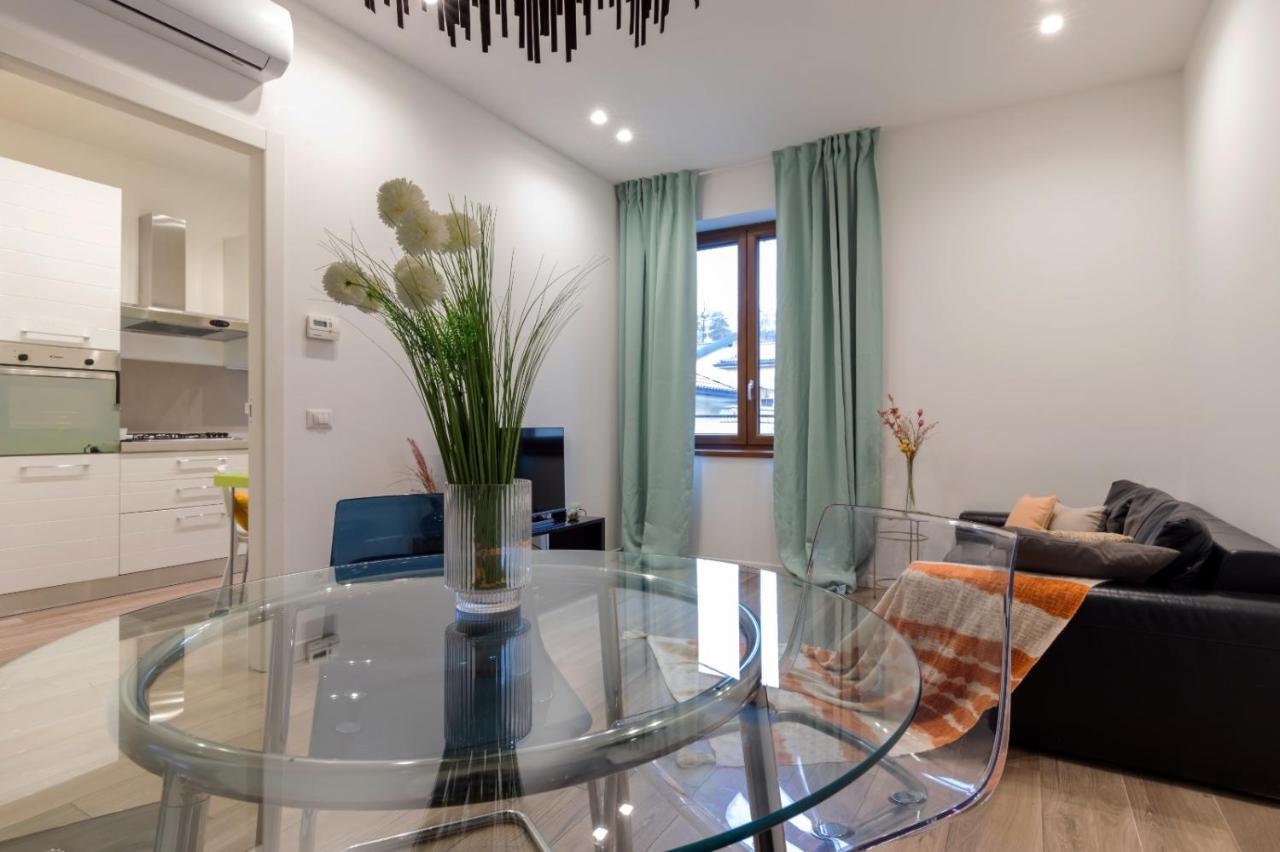 Apartamento La Casa Di Nina - Meda Exterior foto